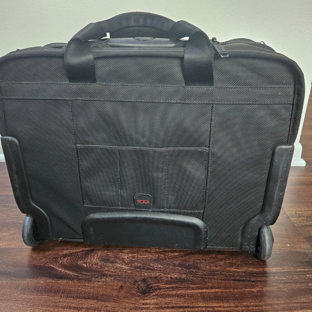 TUMI 26103DH Alpha Rolling Laptop Bag under seat carry-on luggage topper - Picture 2 of 11